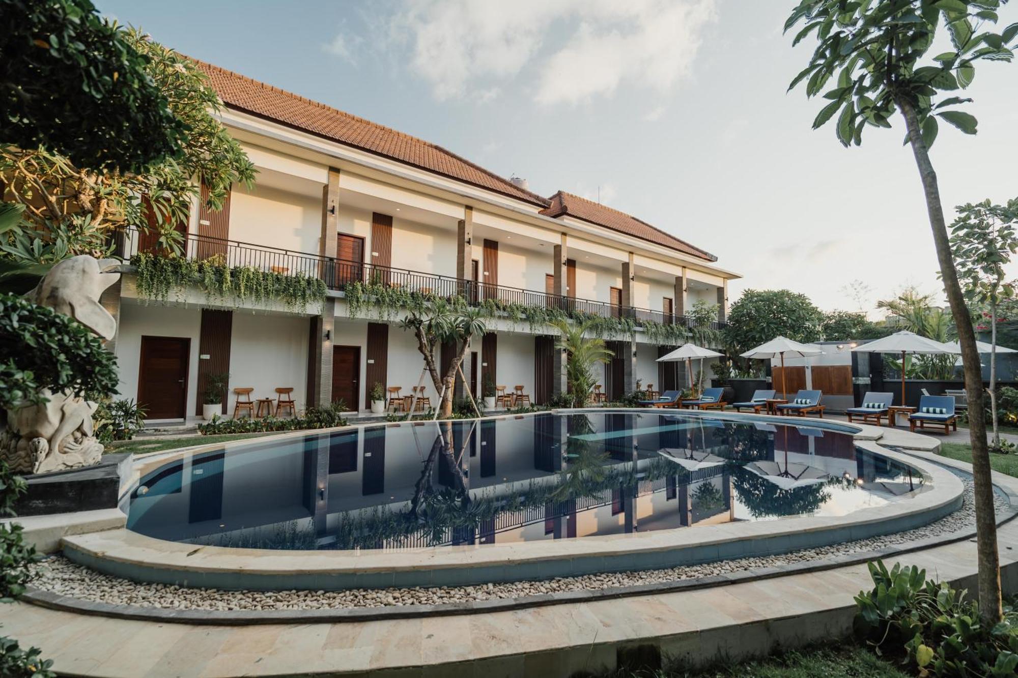You Suite Seminyak Legian Eksteriør billede